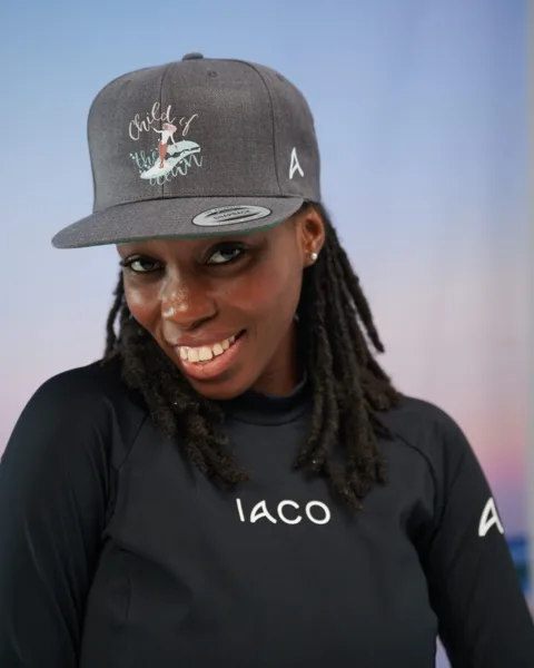 Бейсболка женская серая